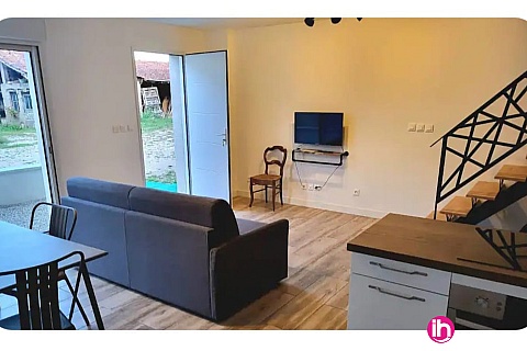 Location pour salarié en déplacement de meublé : SAINT-VULBAS : Maison 2 personnes - 2 chambres, Saint-Maurice-de-Gourdans