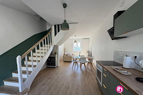 Location de meublé : ST RAMBERT ALBON/ maison 2 chbres, terrasse & parking - Ville sous Anjou